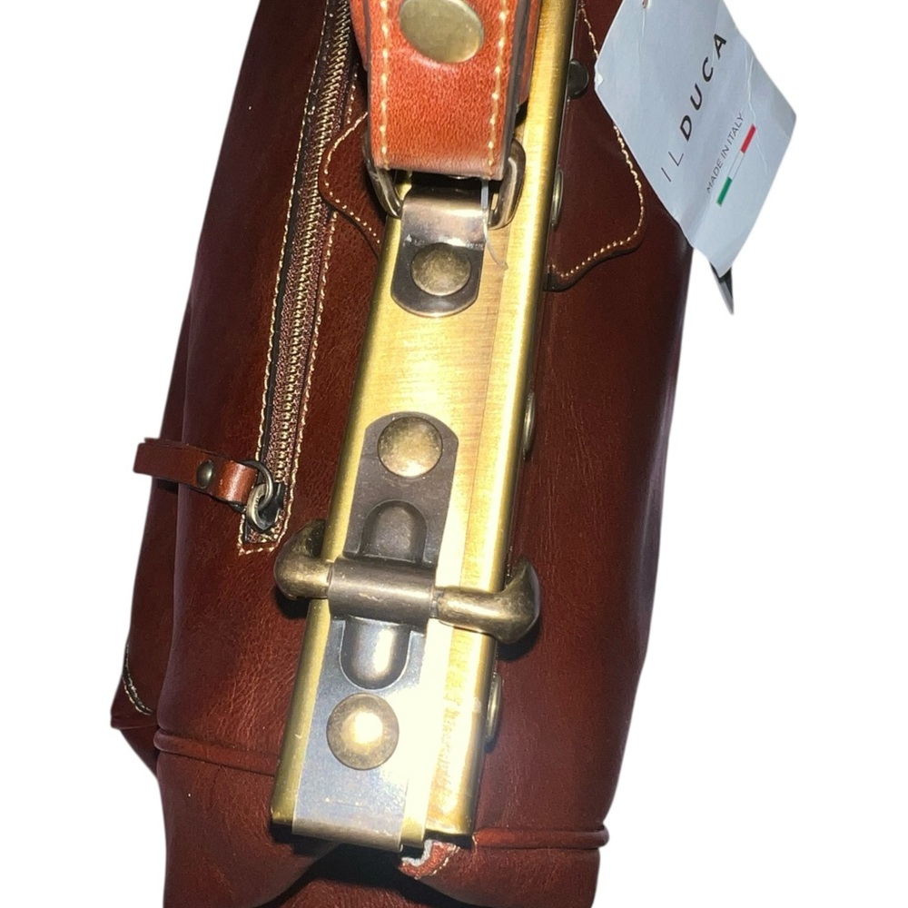 Elegant Brown Leather Doctors Bag - Picture 3 of 6